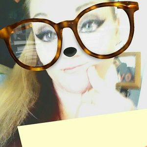 Meet your Posher, Nikki